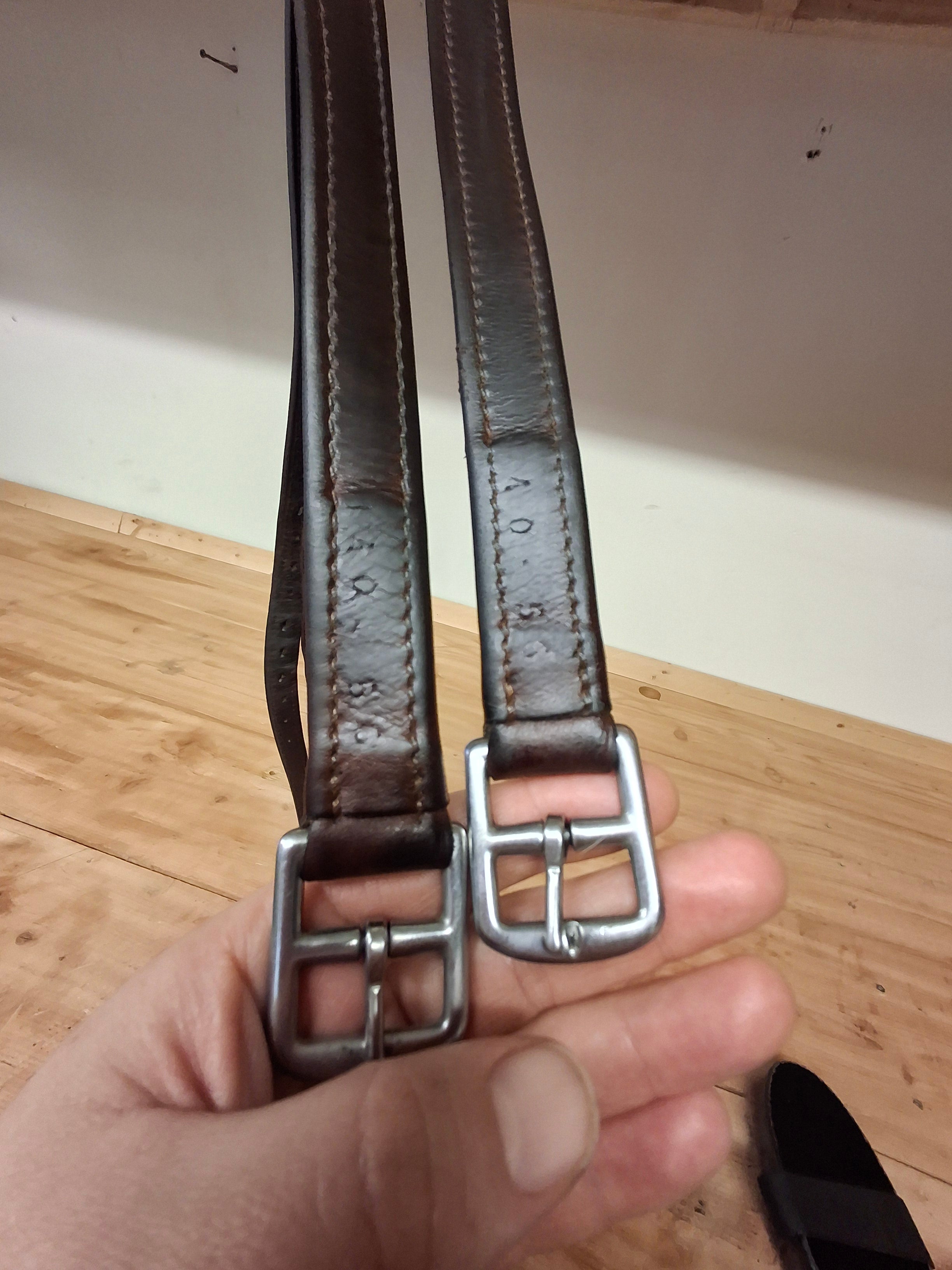 Used Brown CWD Stirrup Leathers - 56"