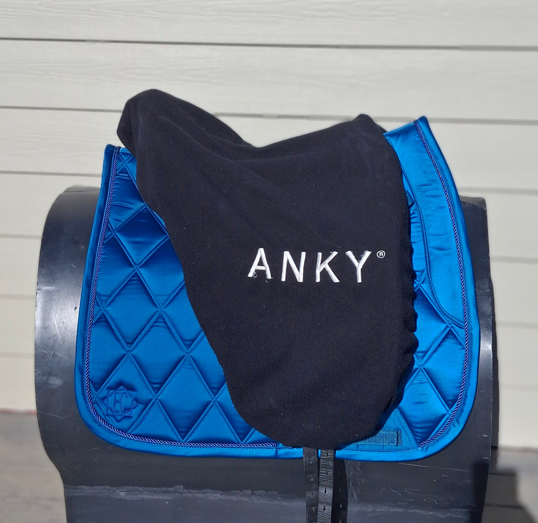 Used 17.5" Anky Dressage Saddle