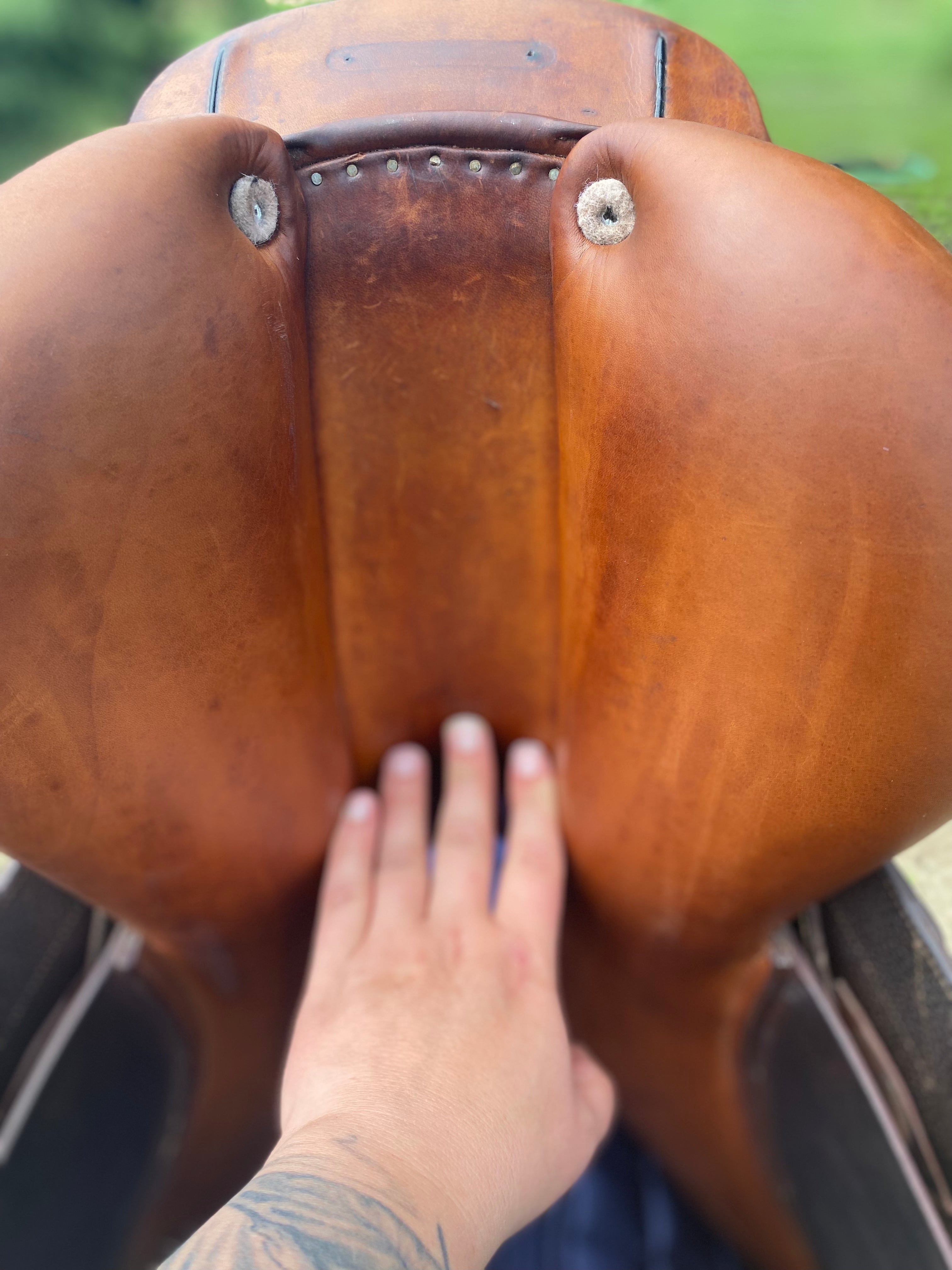 Used 17" CWD SE02 Jump Saddle