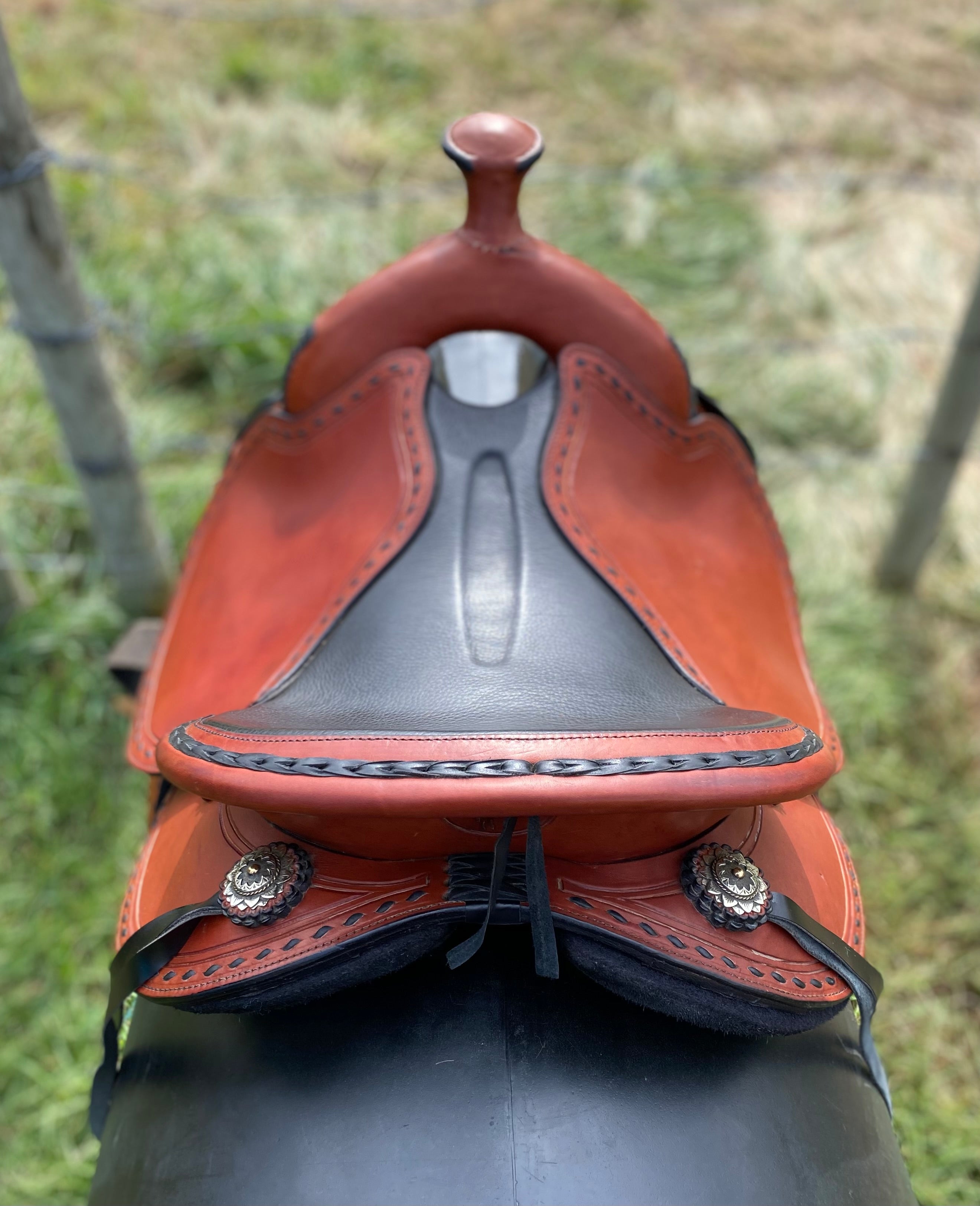 Easy Fit All-Around Saddle - Lightly Used Demo